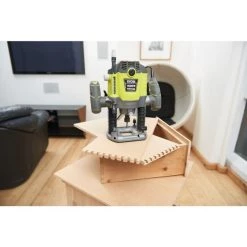 Ryobi Overfræser RRT1600-K 1600W 8 Ryobi Overfræser RRT1600-K 1600W -Bauhaus Salg 2022 unnamed file 1143