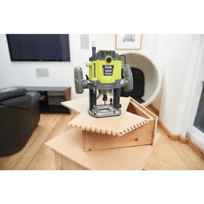 Ryobi Overfræser RRT1600-K 1600W 5 Ryobi Overfræser RRT1600-K 1600W - Billede 3